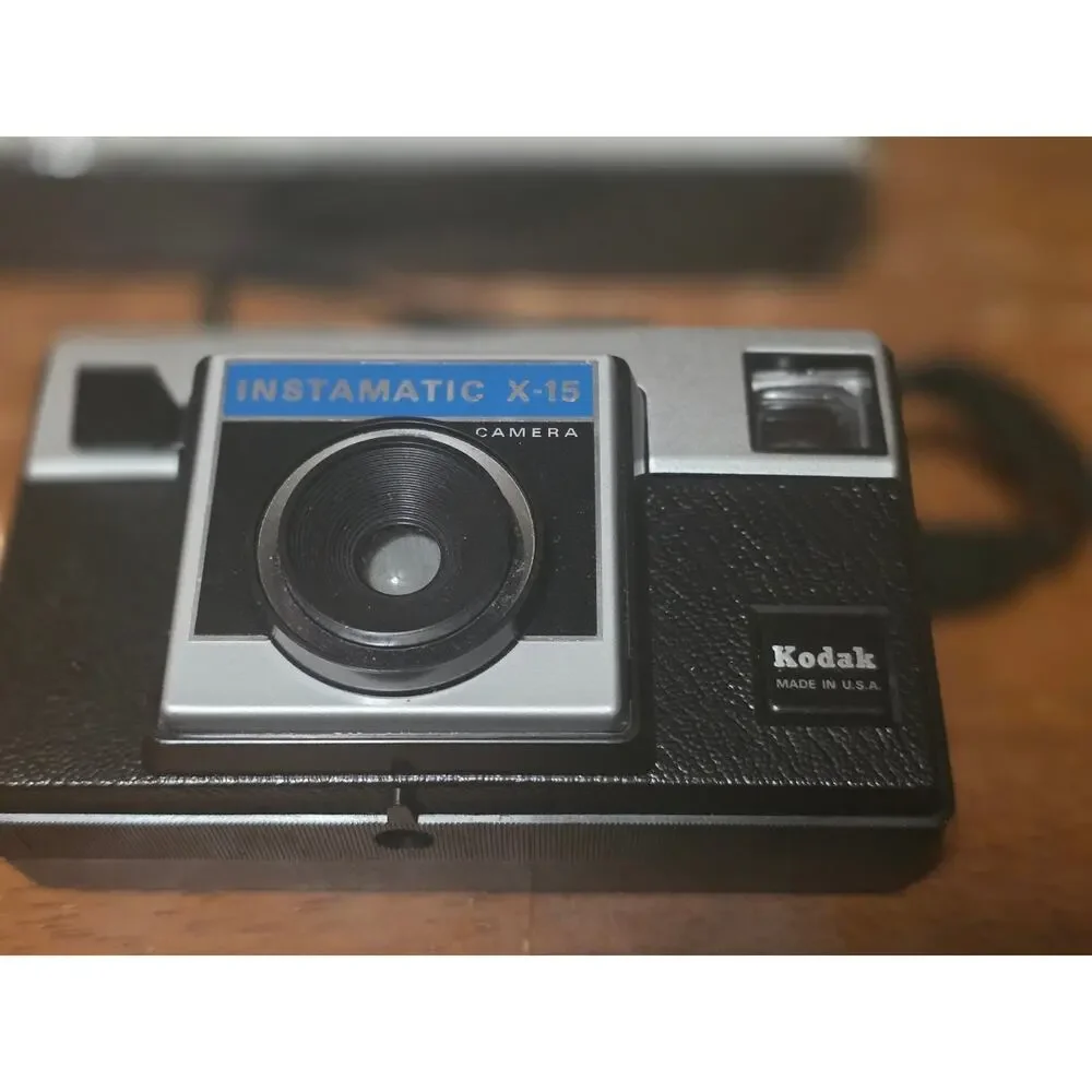 Kodak instamatic x-15 camera